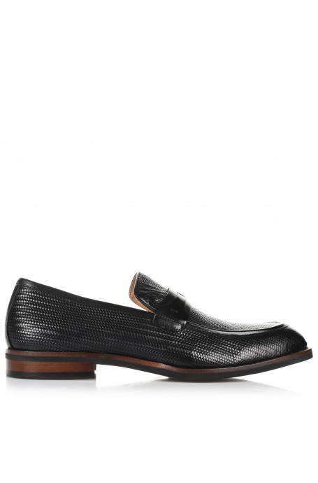 SHOES SHOES